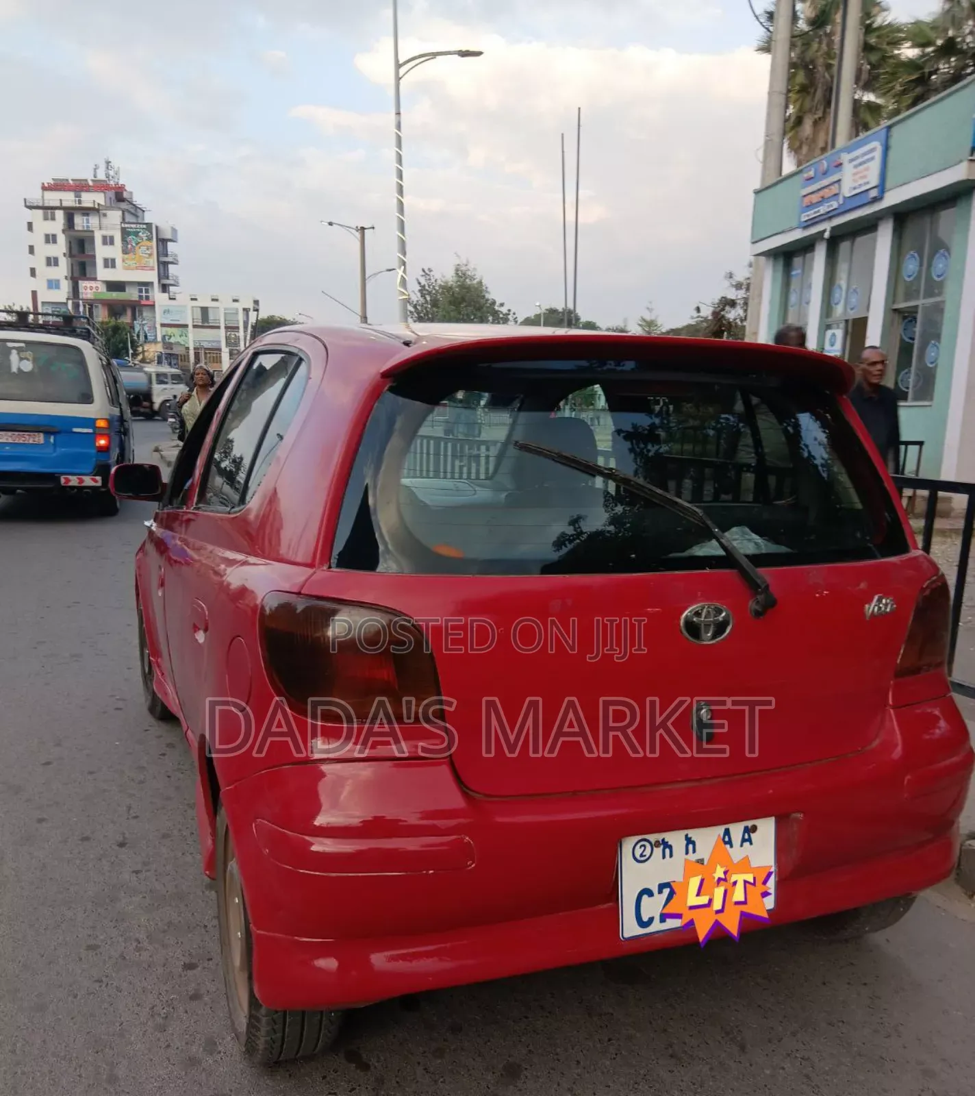 Toyota Vitz 2002 Red