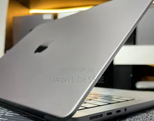 New Laptop Apple MacBook Pro M1 32GB Apple M1 SSD 512GB