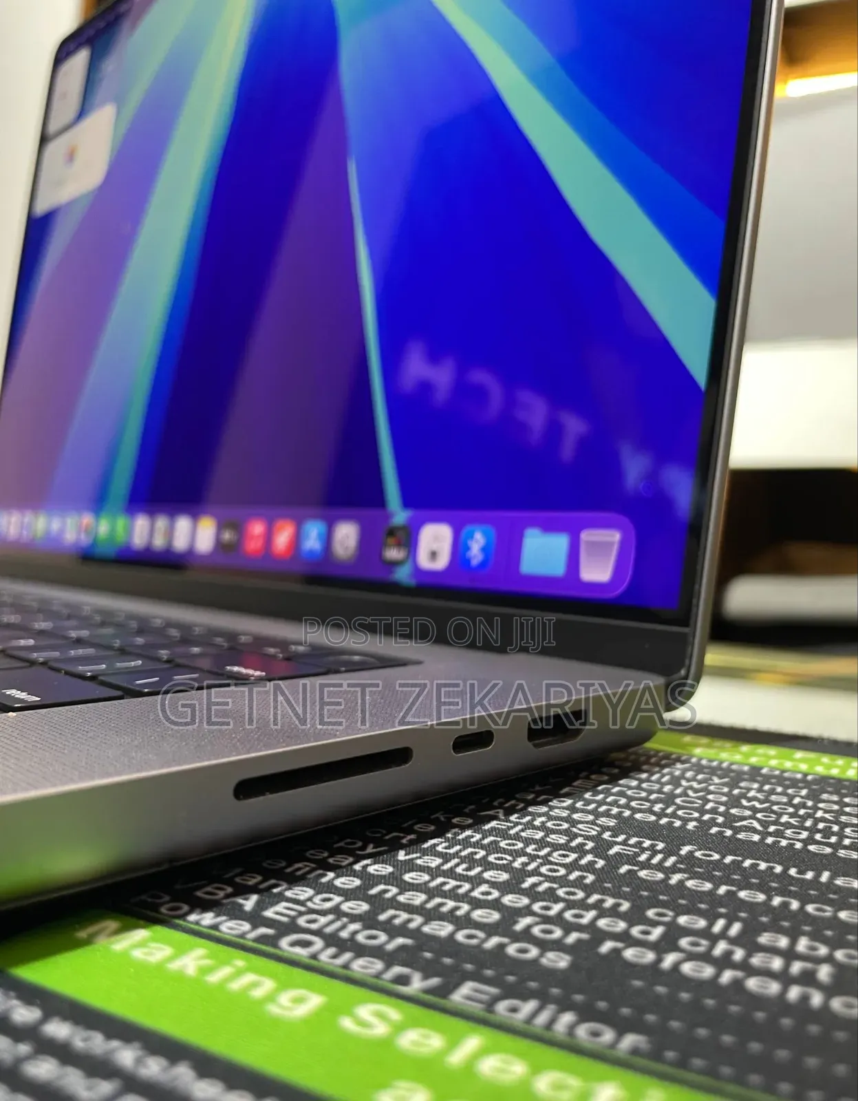 New Laptop Apple MacBook Pro 64GB Apple M1 Max SSD 1T