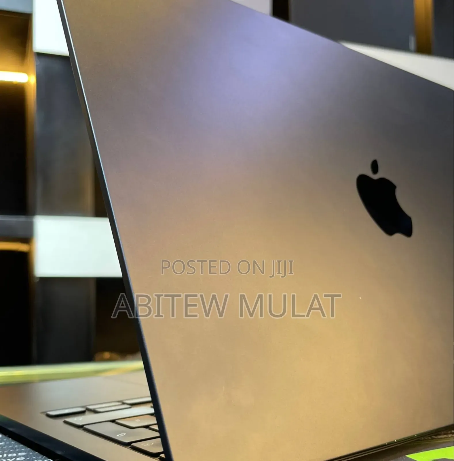 New Laptop Apple MacBook Air 2023 M2 24GB Apple M2 SSD 1T