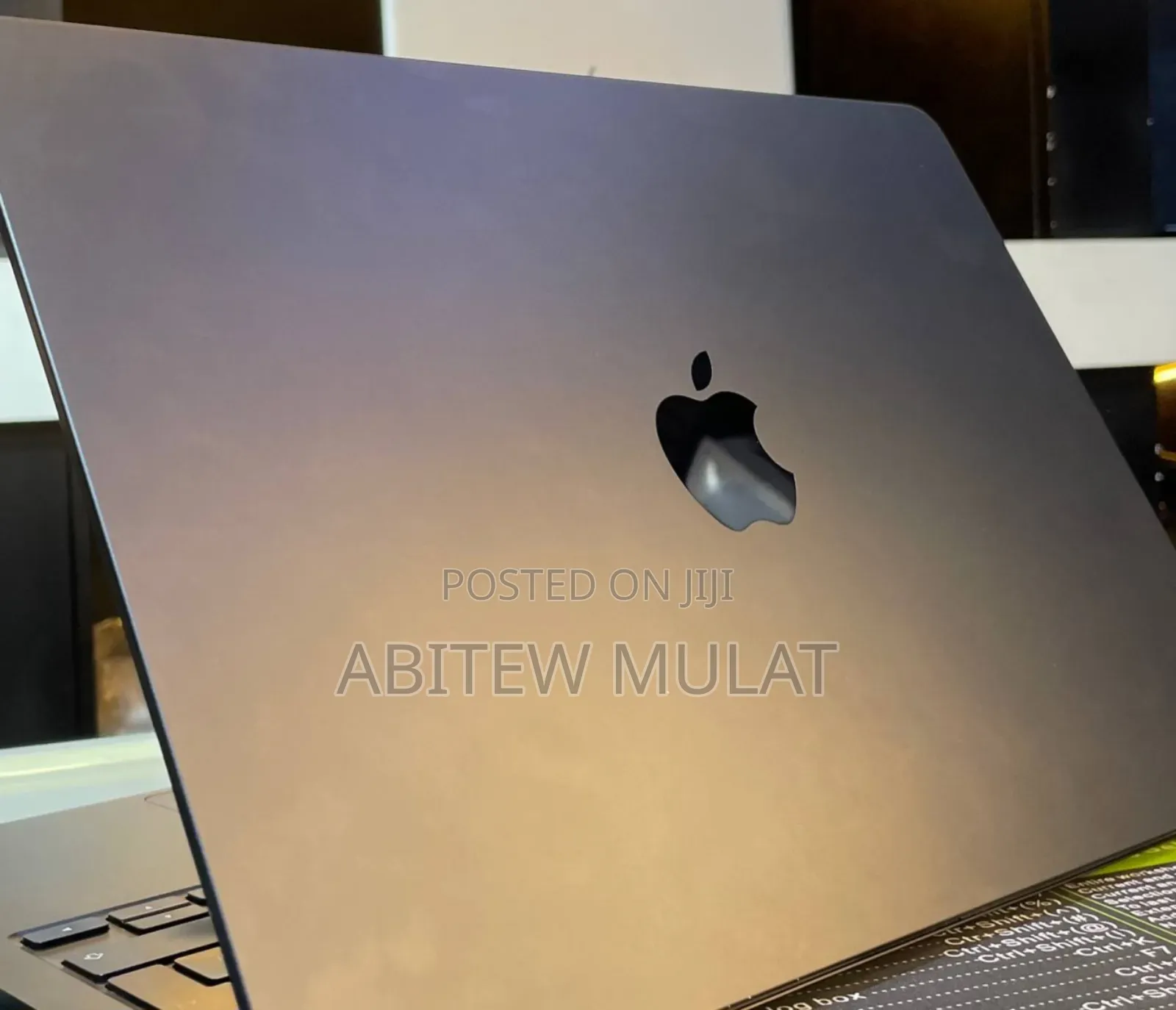 New Laptop Apple MacBook Air 2023 M2 24GB Apple M2 SSD 1T