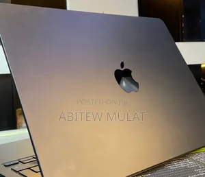 New Laptop Apple MacBook Air 2023 M2 24GB Apple M2 SSD 1T