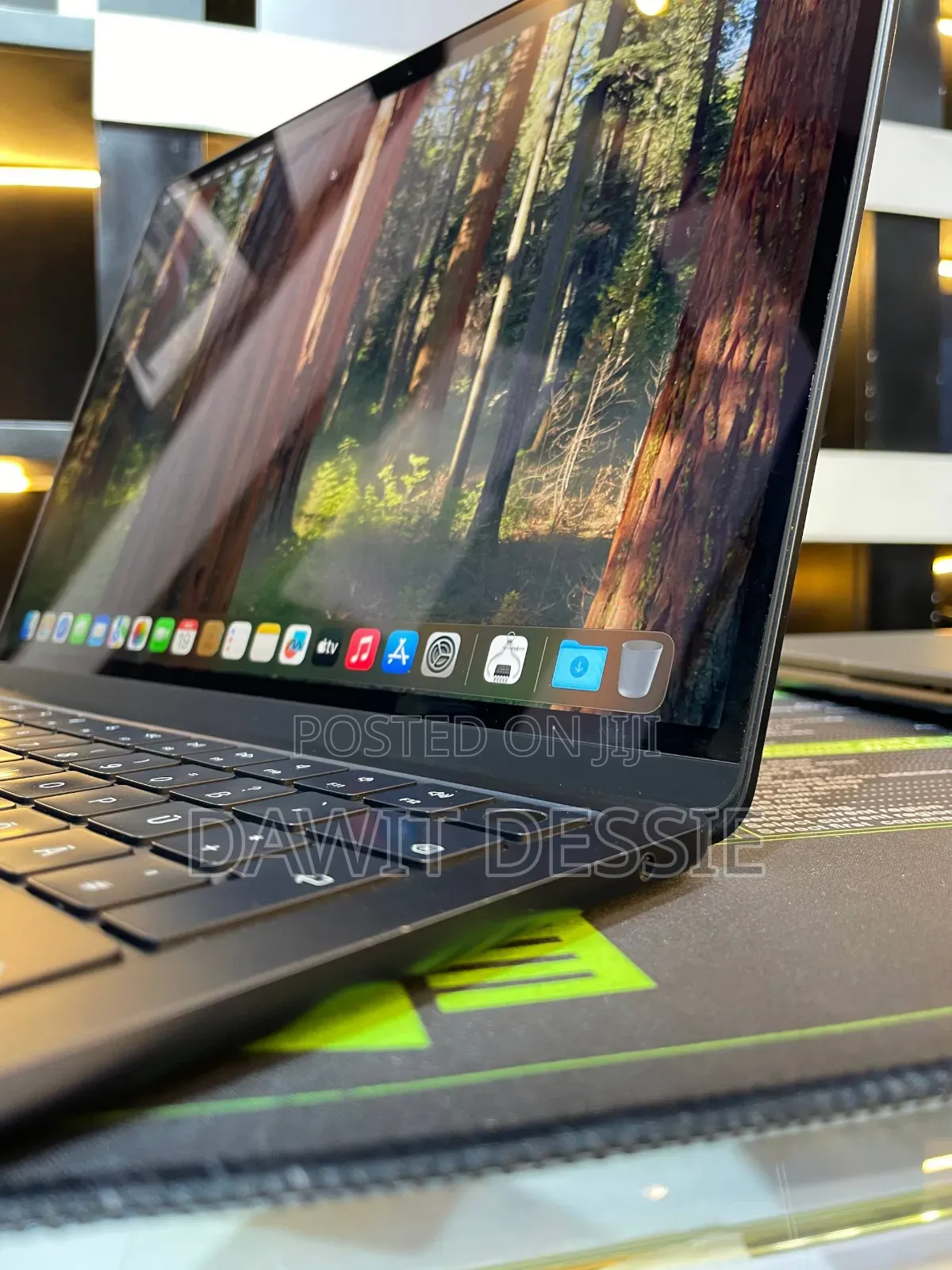 New Laptop Apple MacBook Air 2022 M2 24GB Apple M2 SSD 1T