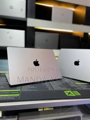 New Laptop Apple MacBook Pro M1 32GB Apple M1 Pro SSD 512GB