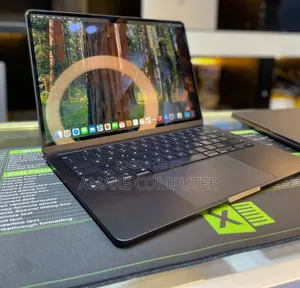 New Laptop Apple MacBook Air 2022 M2 16GB Apple M2 SSD 1T