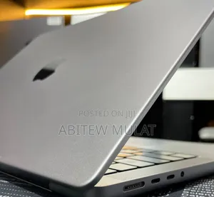 New Laptop Apple MacBook Pro 2021 M1 32GB Apple M1 SSD 512GB