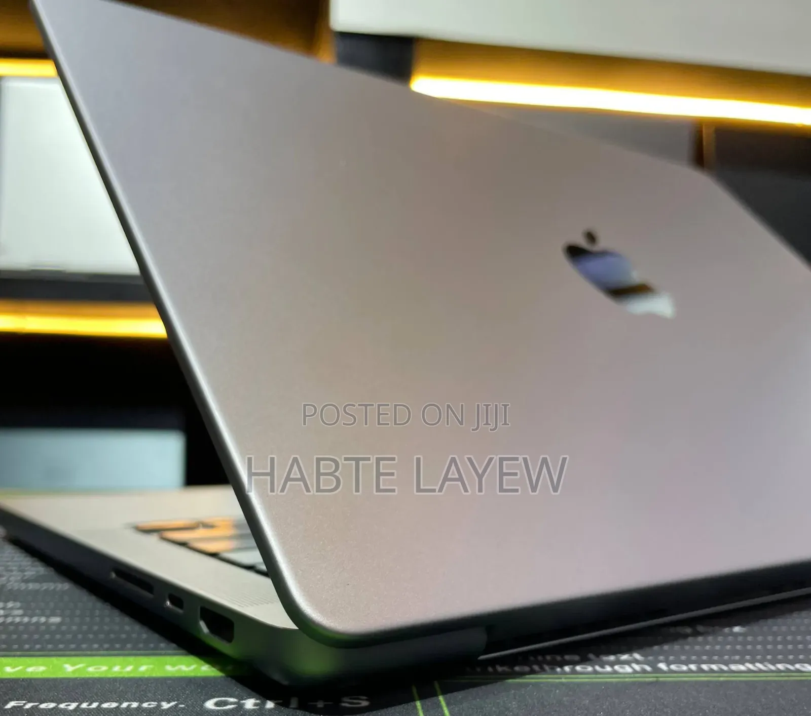 New Laptop Apple MacBook Pro M1 32GB Apple M1 Pro SSD 512GB