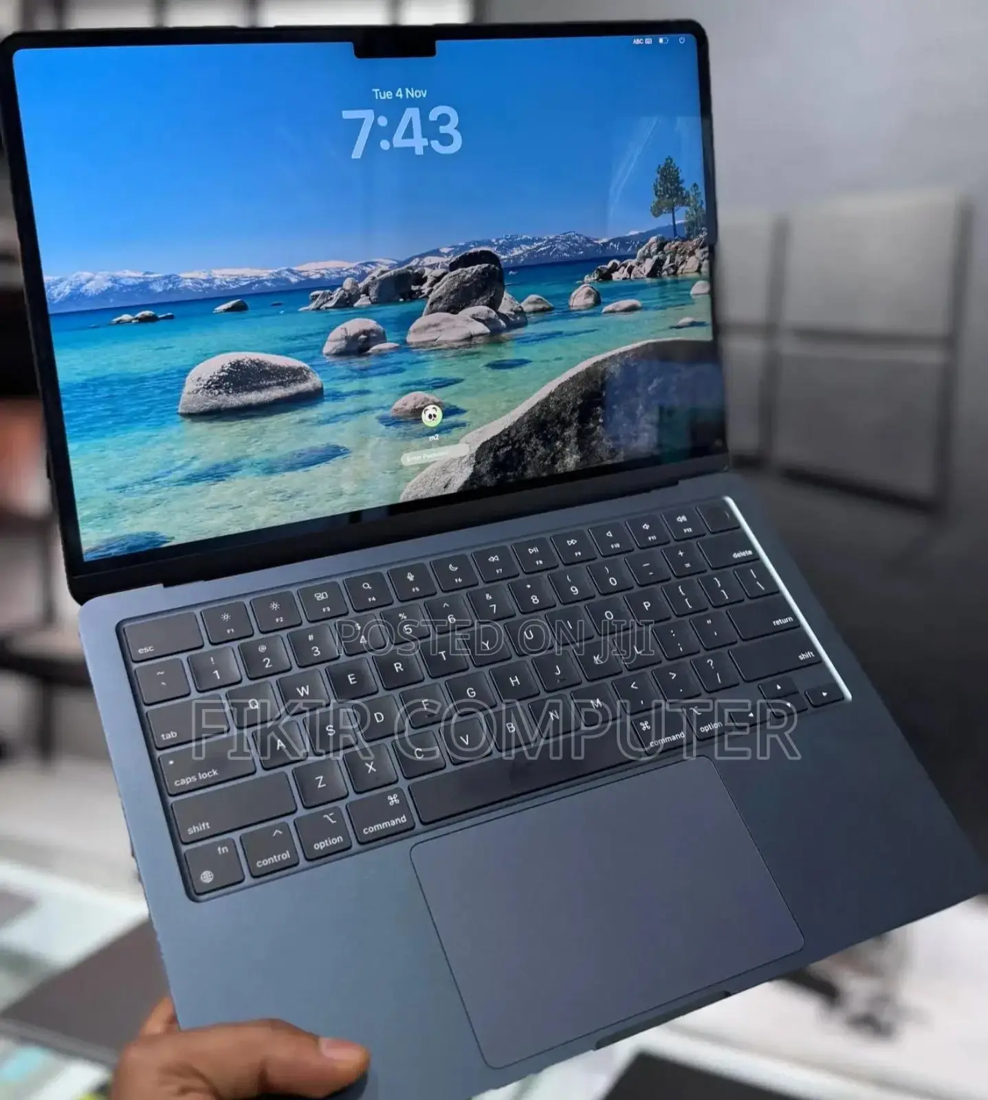 New Laptop Apple MacBook Air 2022 M2 8GB Intel Core M2 SSD 256GB