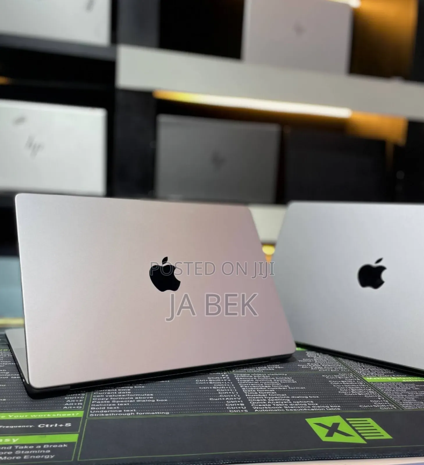 New Laptop Apple MacBook Pro M1 32GB Apple M1 Pro SSD 512GB