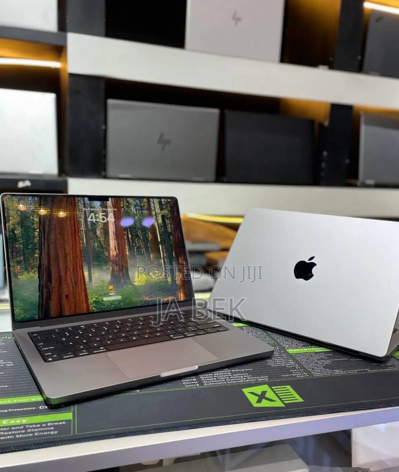 New Laptop Apple MacBook Pro M1 32GB Apple M1 Pro SSD 512GB