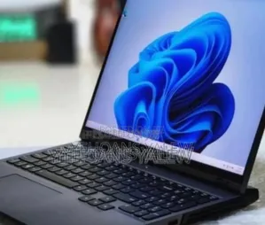 New Laptop Lenovo Legion 5 16GB AMD Ryzen 7 SSD 1T