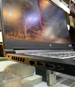 New Laptop Acer Predator Helios 300 16GB Intel Core I9 SSD 1T