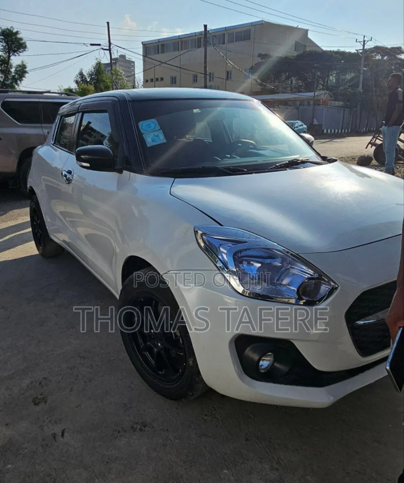 Suzuki Swift 2022 White