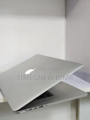 New Laptop Apple MacBook 2015 16GB Intel Core I7 SSD 512GB