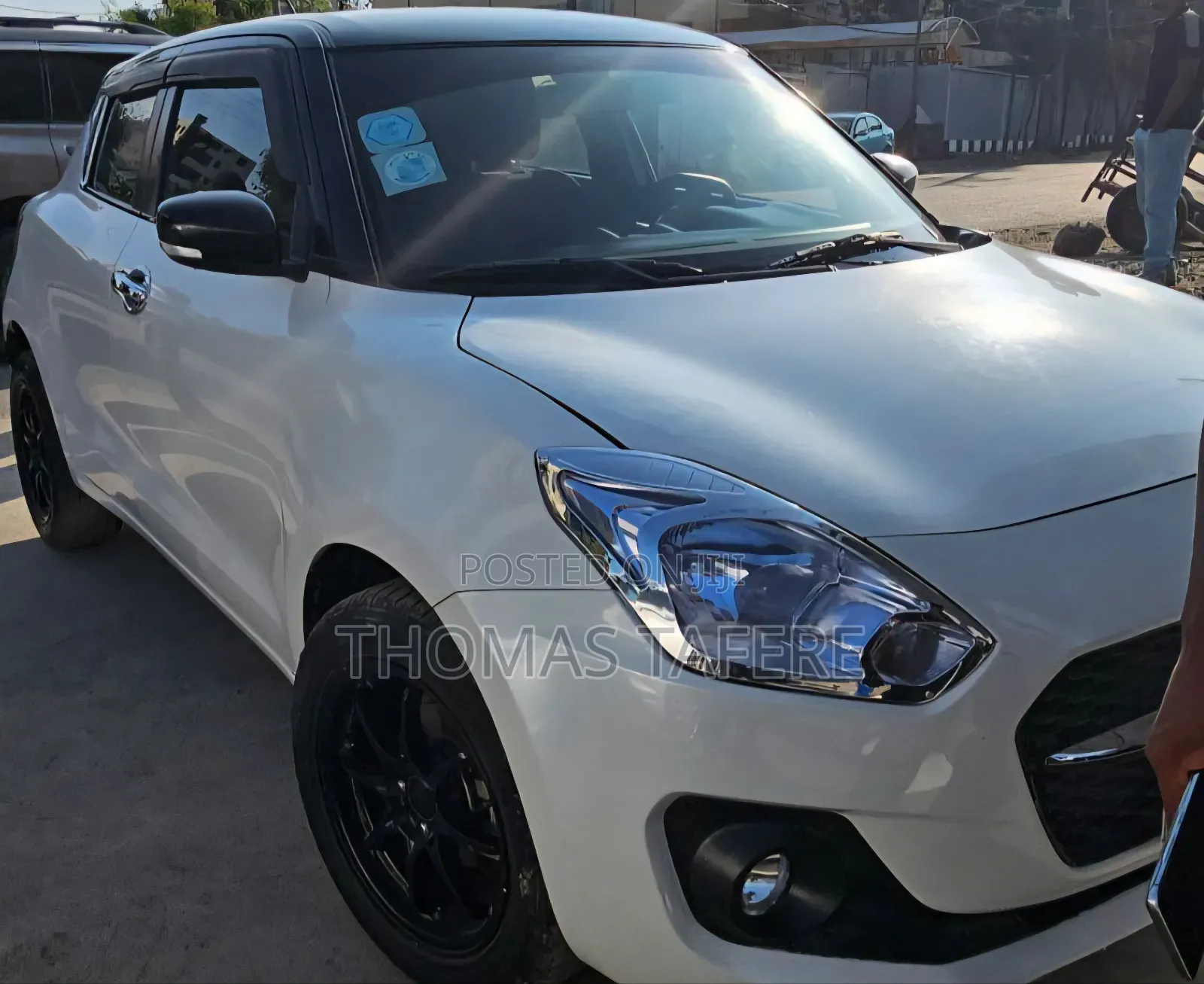 Suzuki Swift 2022 White