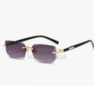 Photo - Rectangle Sunglass