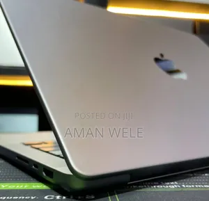 New Laptop Apple MacBook Pro M1 32GB Apple M1 Pro SSD 512GB