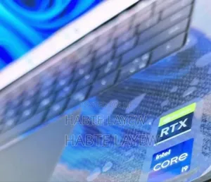 New Laptop Dell XPS 15 32GB Intel Core i9 SSD 1T