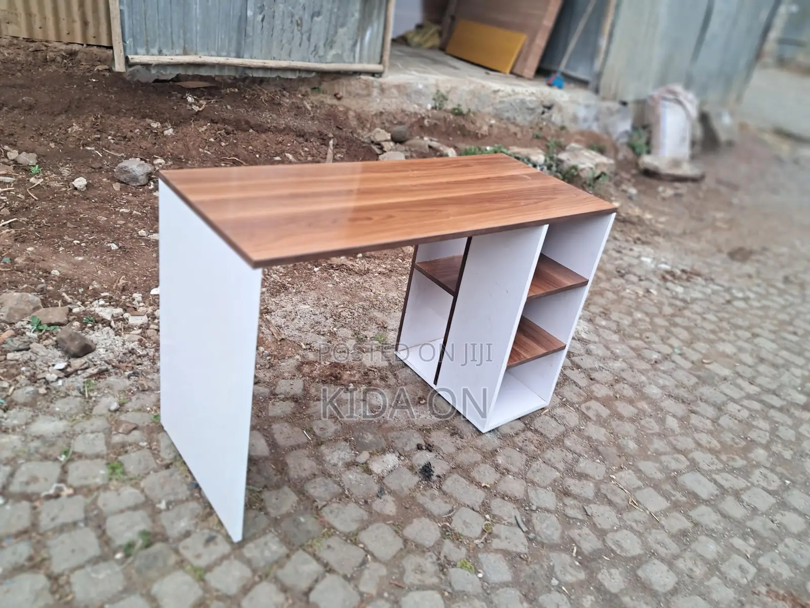 Reading Table