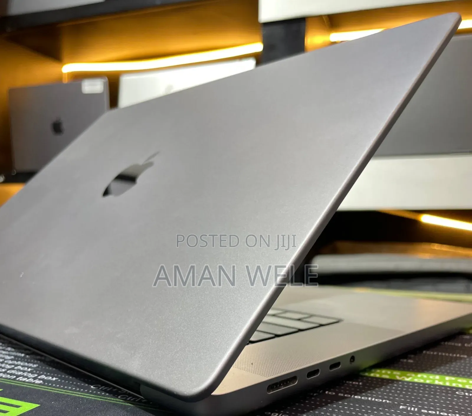 New Laptop Apple MacBook Pro M1 16GB Apple M1 Pro SSD 1T