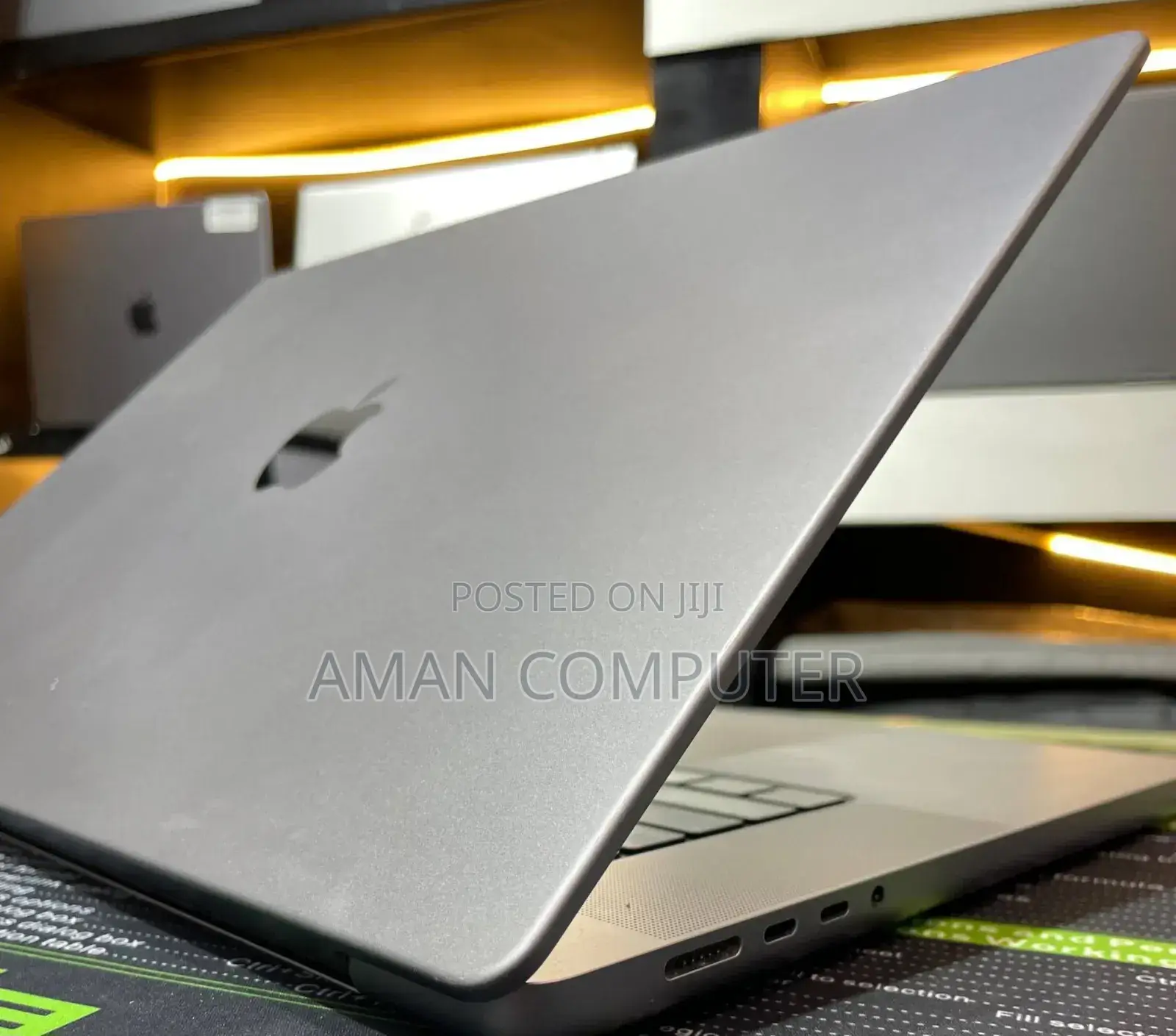 New Laptop Apple MacBook Pro M1 16GB Apple M1 Pro SSD 1T