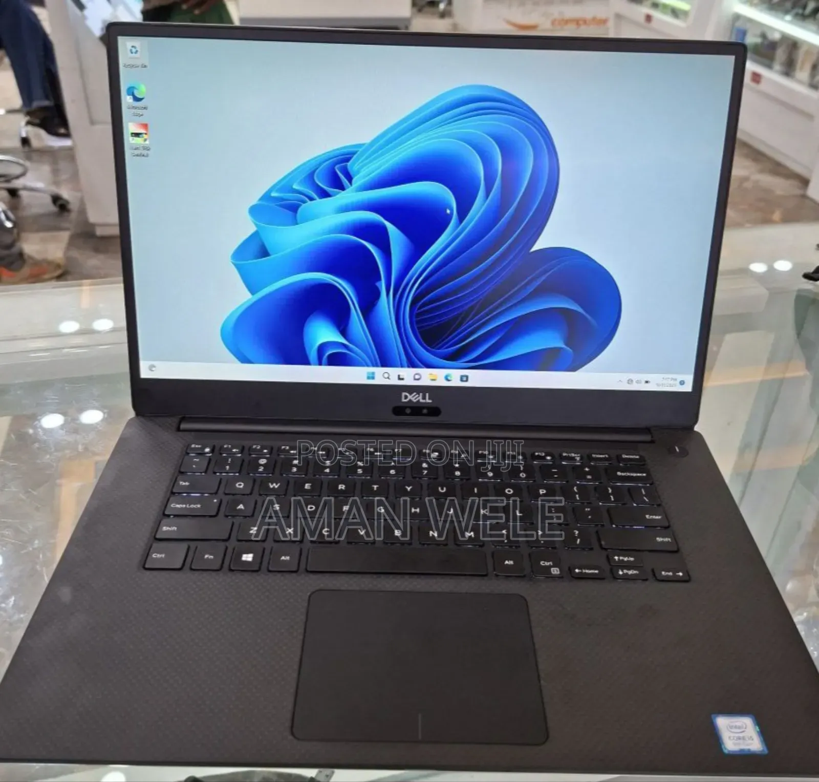 New Laptop Dell Precision 5540 16GB Intel Core I5 SSD 256GB