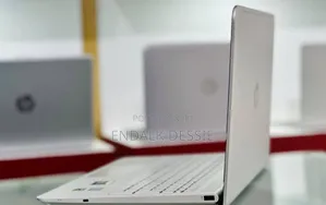 New Laptop HP 8GB Intel Core I7 SSD 1T