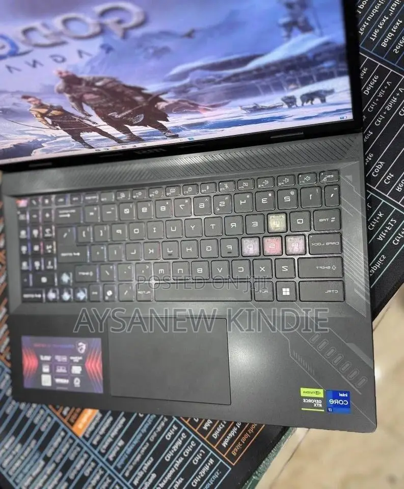 New Laptop MSI Crosshair 15 B12U 16GB Intel Core i7 SSD 1T