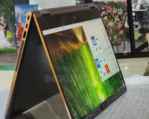 New Laptop HP Spectre 16GB Intel Core I7 SSD 512GB