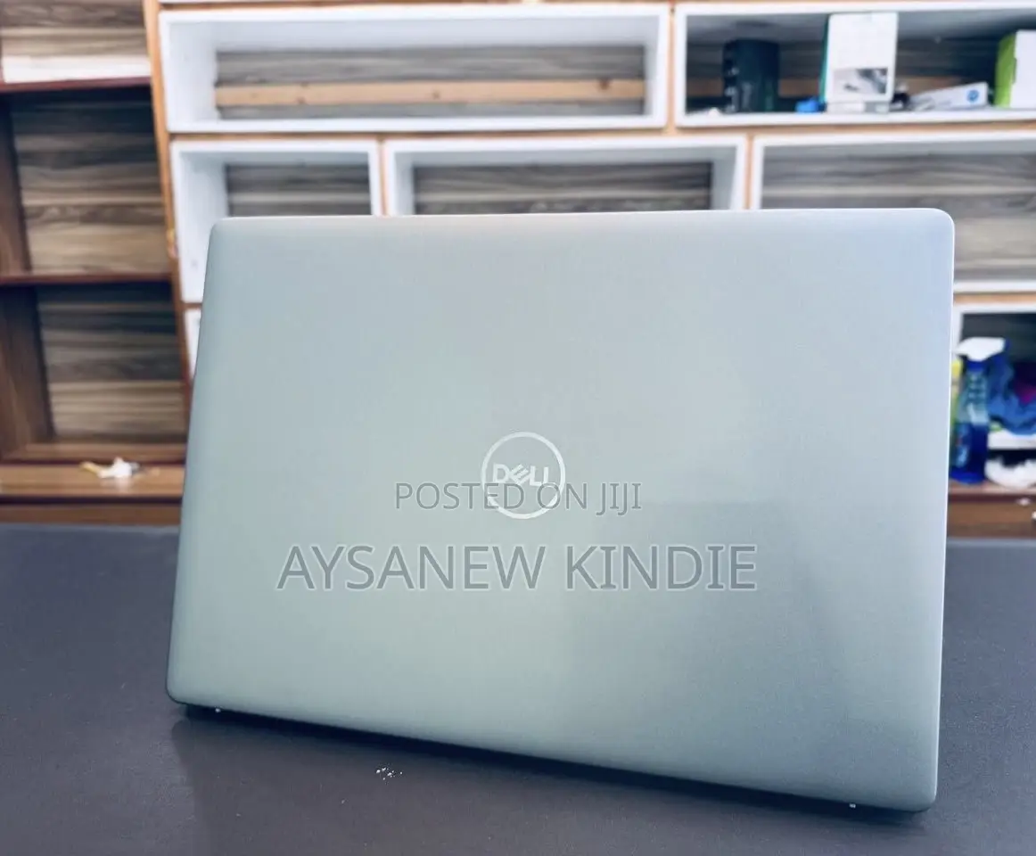 New Laptop Dell Inspiron 15 16GB Intel Core Ultra 7 SSD 1T