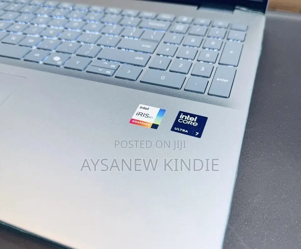 New Laptop Dell Inspiron 15 16GB Intel Core Ultra 7 SSD 1T