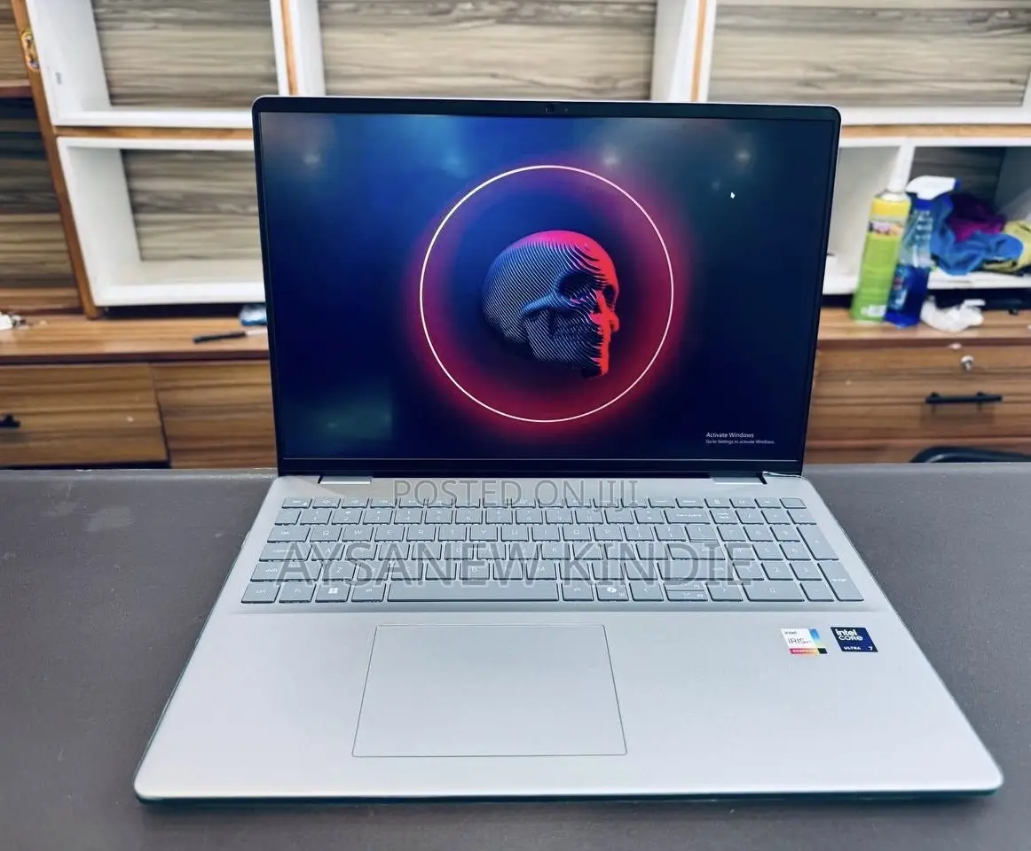 New Laptop Dell Inspiron 15 16GB Intel Core Ultra 7 SSD 1T