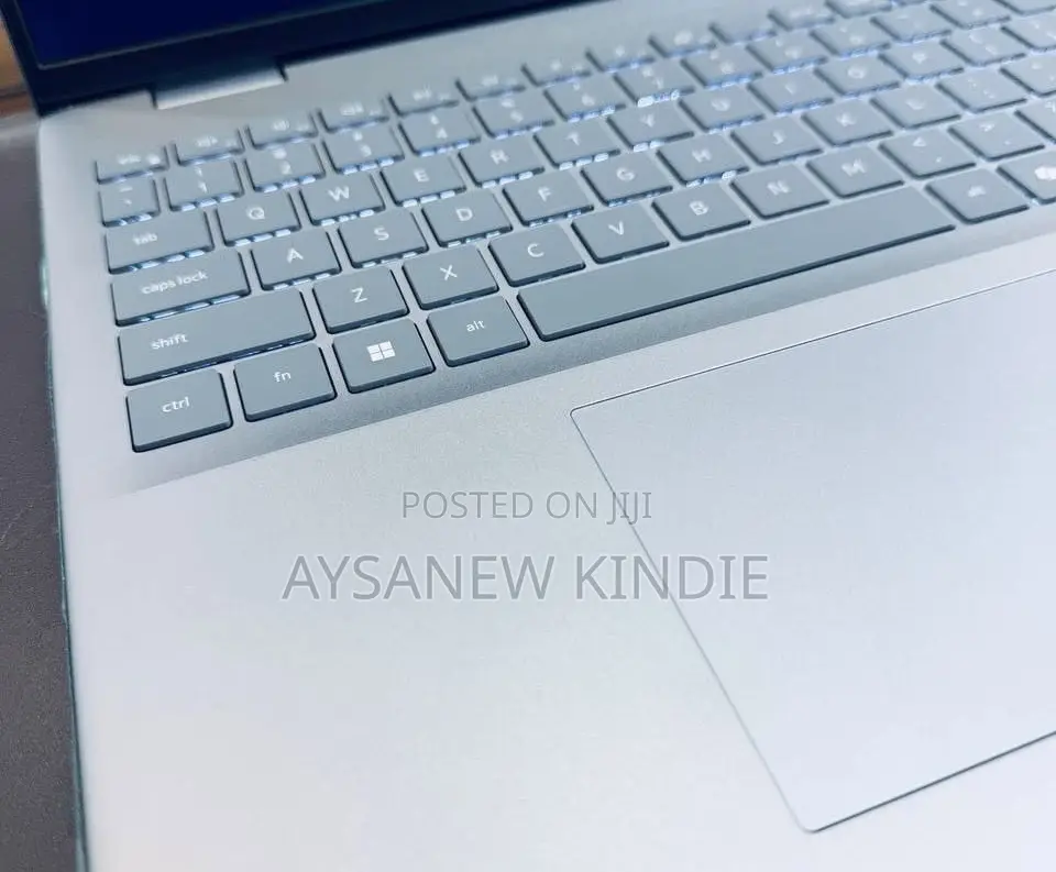 New Laptop Dell Inspiron 15 16GB Intel Core Ultra 7 SSD 1T