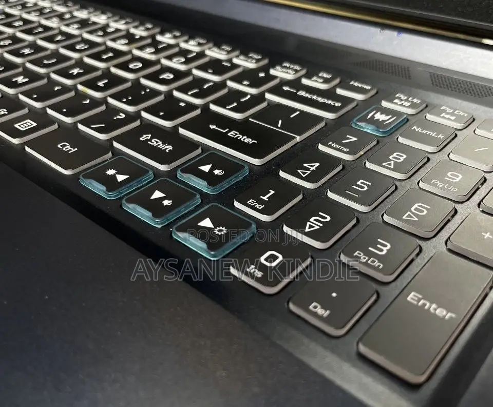 New Laptop Acer Predator Helios 16 16GB Intel Core I9 SSD 1T