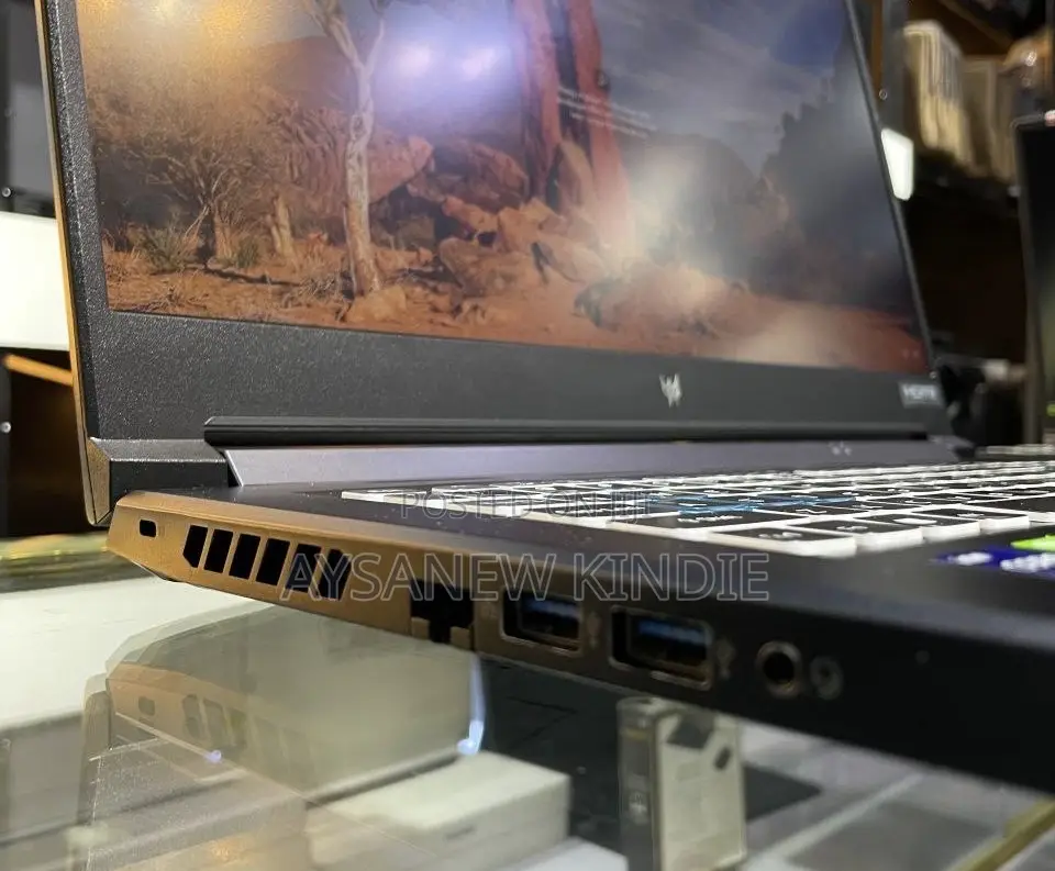 New Laptop Acer Predator Helios 16 16GB Intel Core I9 SSD 1T