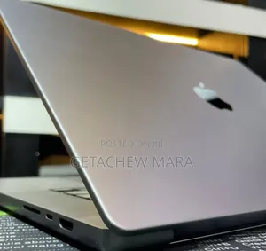 New Laptop Apple MacBook Pro M1 32GB Intel SSD 512GB