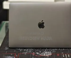 New Laptop Apple MacBook 2016 16GB Intel Core I7 SSD 512GB