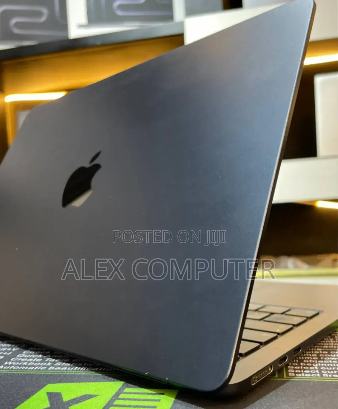 New Laptop Apple MacBook Air 2022 M2 24GB Apple M2 SSD 1T