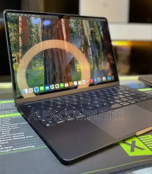 New Laptop Apple MacBook Air 2022 M2 24GB Apple M2 SSD 1T