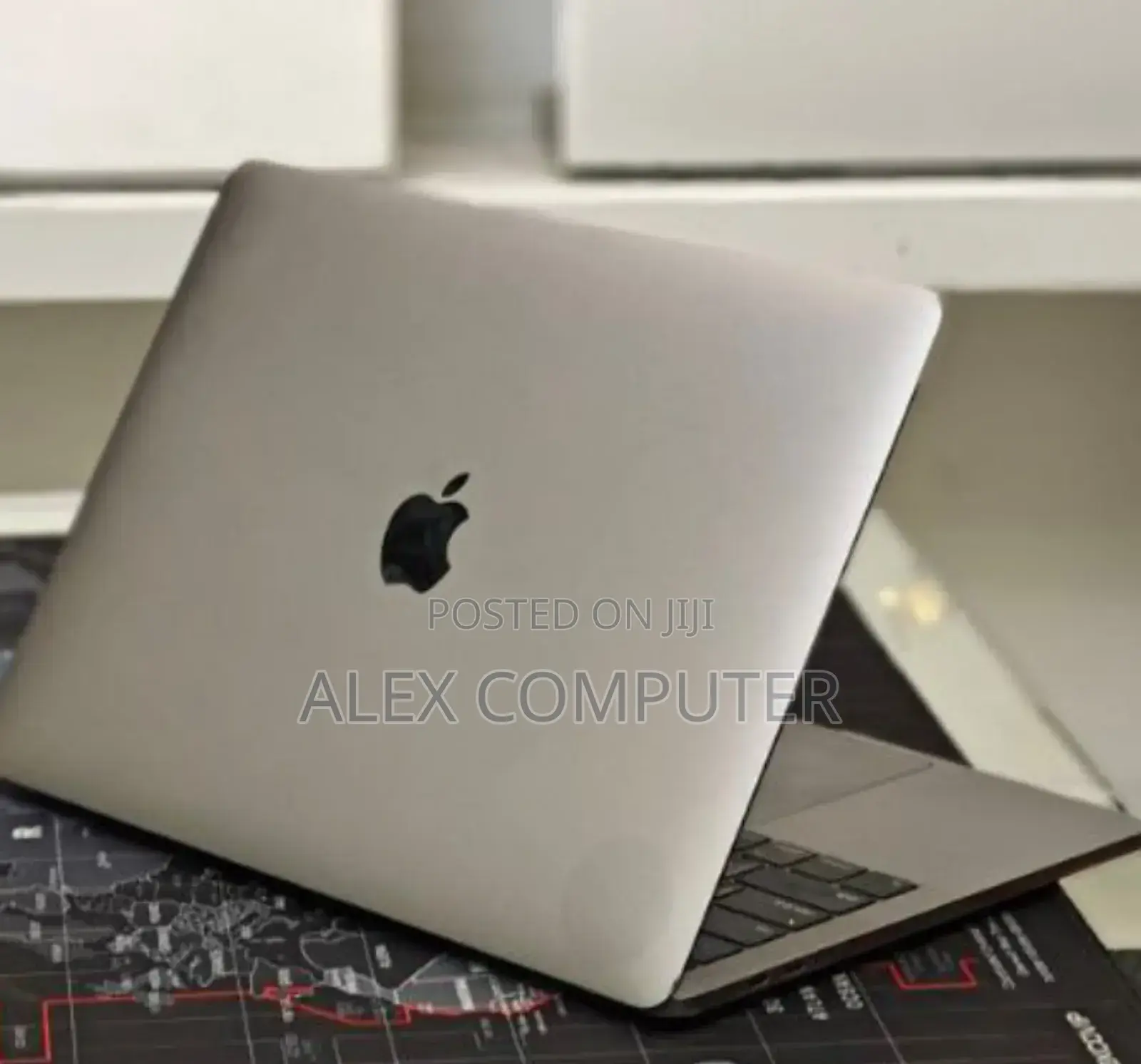 New Laptop Apple MacBook Pro 2016 16GB Intel Core I7 SSD 512GB