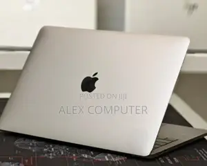 New Laptop Apple MacBook Pro 2016 16GB Intel Core I7 SSD 512GB