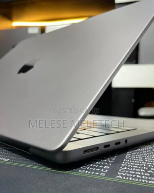 New Laptop Apple MacBook Pro 2021 M1 32GB Apple M1 Pro SSD 512GB