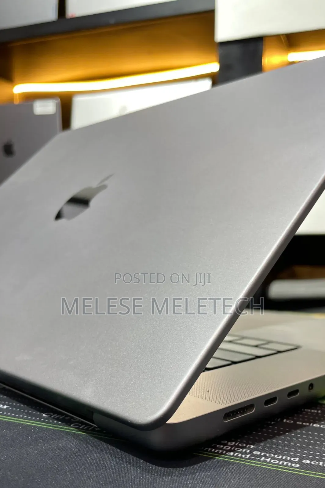 New Laptop Apple MacBook Pro 2021 M1 64GB Apple M1 Max SSD 1T