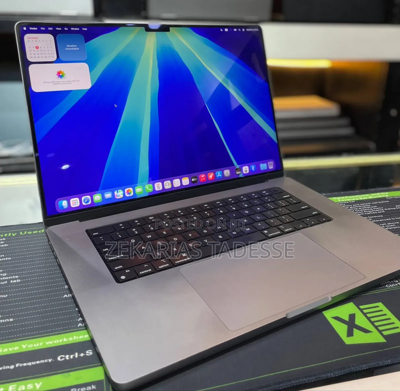 New Laptop Apple MacBook Pro M1 64GB Apple M1 Max SSD 1T