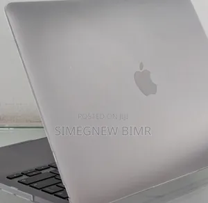 New Laptop Apple MacBook Pro 2022 M2 8GB Apple M2 SSD 256GB