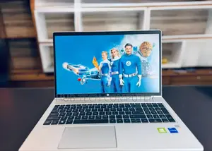 Photo - New Laptop HP ProBook 450 G8 16GB Intel Core I7 SSD 512GB