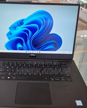 New Laptop Dell Precision 5540 16GB Intel Core I5 SSD 256GB