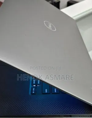 New Laptop Dell Precision 5540 16GB Intel Core I5 SSD 256GB