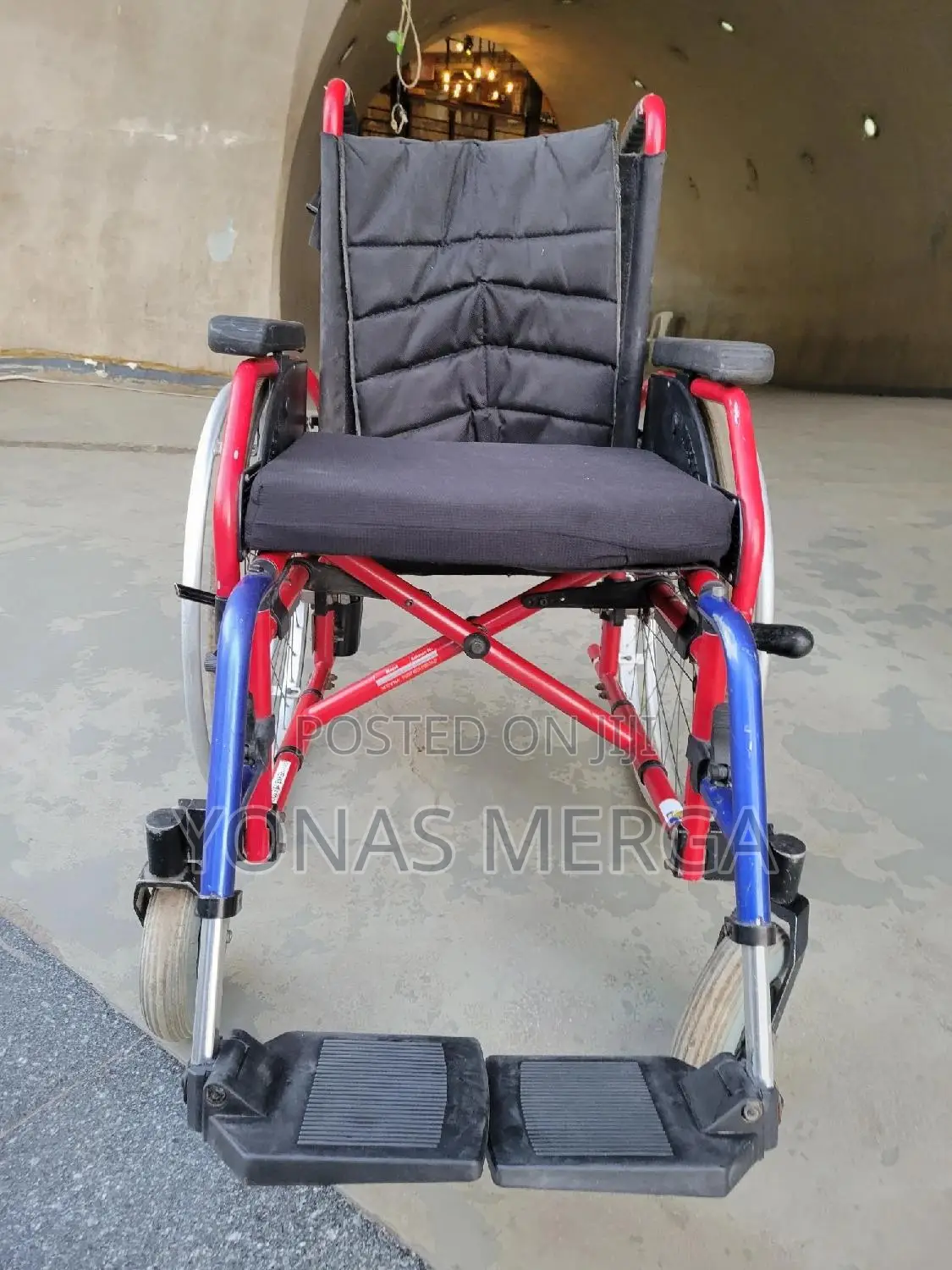 Europe Standard烤፬aluminium Wheelchair With Brakes∞文wheelchair