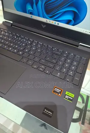 New Laptop HP Victus 15 32GB AMD Ryzen 5 SSD 1T